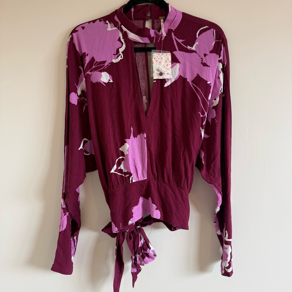 Free People Say You Love Me floral Pront Key House Blouse Size Large NWT #146 - Picture 2 of 6